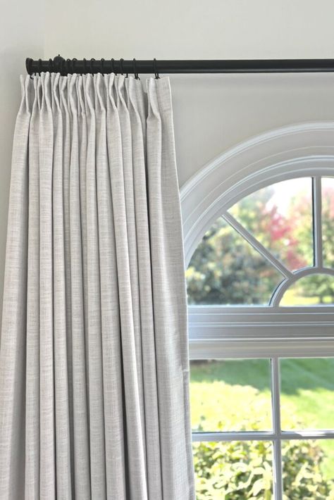 Linen Drapes Living Room, Farmhouse Curtains Living Room, Curtains For Arched Windows, Curtain Ideas For Living Room, Modern Farmhouse Curtains, Living Room Curtain Ideas, Room Curtain Ideas, Blackout Curtains Living Room, Arched Window Treatments