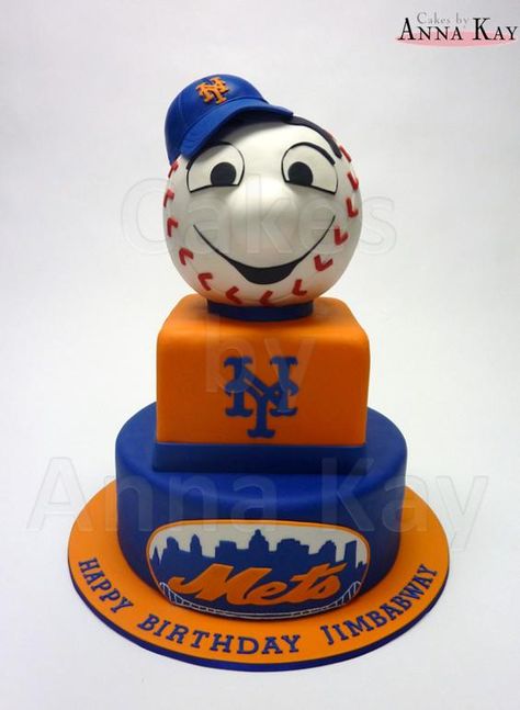 Mr. Met - A friend of mine is a die-hard NY Mets fan...and he went nuts when he saw this cake i made for his birthday!!  Mr. Met is sculpted from RKT. Thanks for looking! Mets Cake, Anna Cake, Sport Cakes, Air Max Day, Ny Mets, Grooms Cake, Fondant Cakes, Cake Creations, Creative Cakes