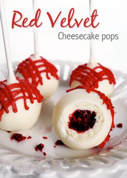 Caramel Cake Pops, Cake Pop Centerpiece, Cheesecake Cake Pops, Velvet Recipes, Cake Pucks, Red Velvet Cheesecake Cake, Life Love And Sugar, Cake Pops Recipe, Cheesecake Pops