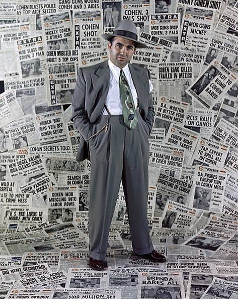 Vintage LA Cops & Crime on Instagram: “1950.American Gangster Mickey Cohen, poses in a newspaper filled room with his name on each headline. Sheriff Biscailuz tried shutting…” Cheryl Crane, Mickey Cohen, Gangster Outfit, Mafia Style, Gangster Squad, Mob Boss, Mafia Gangster, 40 Birthday, Harbor City