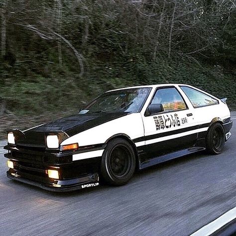 Rad Racer — Ae86 Panda’s 🐼 pt.1 Rad Racer, Speed Car, Japanese Sports Cars, Best Jdm Cars, Drifting Cars, Motor Engine, Mitsubishi Lancer Evolution, Street Racing Cars, Honda S2000