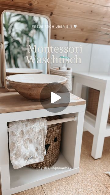 Mama | Family | Reisen mit Kindern | UGC on Instagram: "Anzeige|  Montessori Waschtisch Hack aus Ikea Kallax Würfel 🙊  Das Zähneputzen ist lange ein Kampf bei uns gewesen, daher wollte ich unbedingt eine Lösung finden, damit er vlt.mehr Spaß daran hat. Somit habe ich ihn einen eigenen Waschtisch gebaut , damit er alles selber machen kann. Seitdem macht nicht nur das Zähne putzen mehr Spaß sondern auch Hände und Gesicht waschen, denn das geht jetzt alles prima alleine. 🧼   Der Waschtisch ist ein Kallax Würfel von Ikea. Den habe ich mit einer Holzplatte von @kallaxshop.de verzierten. Somit habe ich den Tisch gepimpt und die Oberfläche ist wasserabweisend. Damit er auch seine Hände selbst abtrocknend kann, habe ich den Handtuchhalter von @kallaxshop.de am Kallax Würfel ganz einfach befestig Montessori Bathroom Station Ikea, Montessori Bathroom Station, Kallax Montessori, Montessori Bathroom, Kallax Ideas, Kallax Hack, Ikea Kallax Hack, Diy Montessori, Montessori Diy