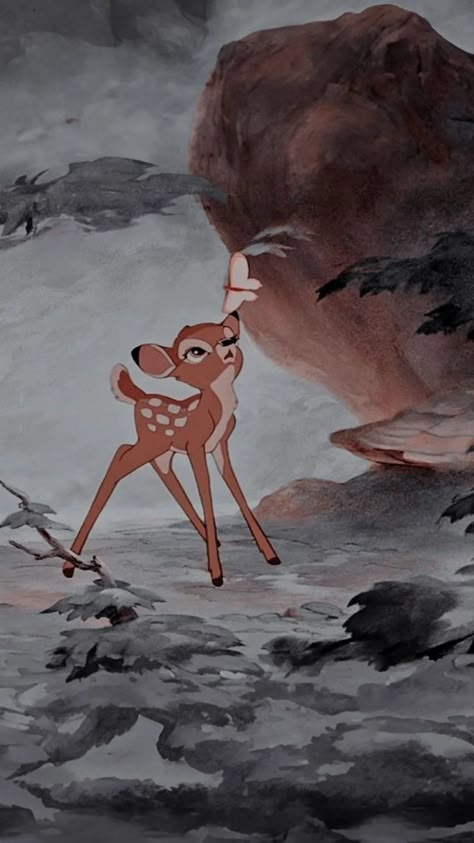 Bambi Desktop Wallpaper, Aesthetic Disney Movies, Disney Asthetics Photos Cartoon, Disney Wallpaper Bambi, Mickey Ears Wallpaper, Old Cartoons Wallpaper, Wallpapers Iphone Cartoon, Lady And The Tramp Wallpaper Iphone, Bambi Lockscreen