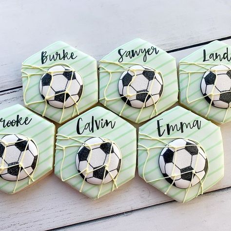 She shoots...and..she scoressss!!!!! Happy Monday, friends! 💛 New week, new beginnings ✌🏻 . #demicookieco #decoratedcookies… Soccer Cookies, Soccer Birthday Parties, Royal Iced Cookies, Sugar Cookie Royal Icing, Cookie Business, Sugar Cookie Designs, Pretty Cookies, Fancy Cookies, Creative Cookies