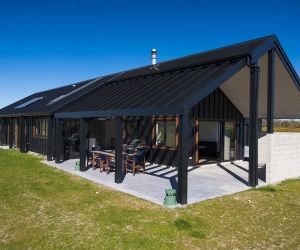 Choose Your Land and House Plan | Generation Homes NZ Scandinavian Exterior Design, Old House Design, Shed House, Shed House Plans, House Design Trends, House Cladding, Shed Home, Long House, Barn Style House Plans