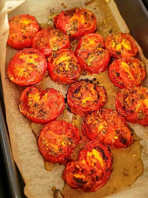 Best Air Fryer Roasted Tomatoes - Daily Yum Roasting Tomatoes In Air Fryer, Roasted Tomatoes In Air Fryer, Roasted Red Peppers In Air Fryer, Air Fryer Roasted Tomatoes, Tomatoes In Air Fryer, Tomatoes Air Fryer, Air Fryer Tomatoes, Cook Tomatoes, Daily Yum