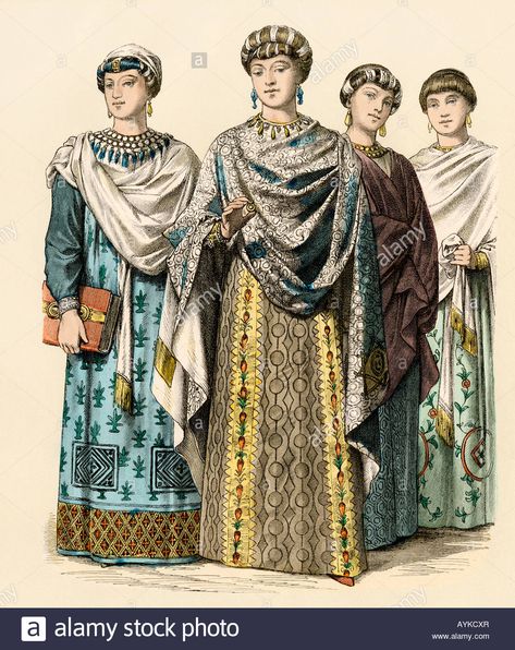 Ladies in court of Empress Theodora Eastern Roman Empire 500 A D Stock Photo Roman Women Dress, Byzantine Clothing, Empress Theodora, Celtic Costume, Byzantine Fashion, Peasant Clothing, Imperiul Roman, Empire Outfit, Roman Dress