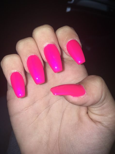 New Hot Pink Acrylic Nails!💘 Nail Designs Hot Pink, Pink Acrylic Nail Designs, Nails Hot Pink, Pink Gel Nails, Spring Acrylic Nails, Hot Pink Nails, Unique Acrylic Nails, Vacation Nails, Pink Nail Designs