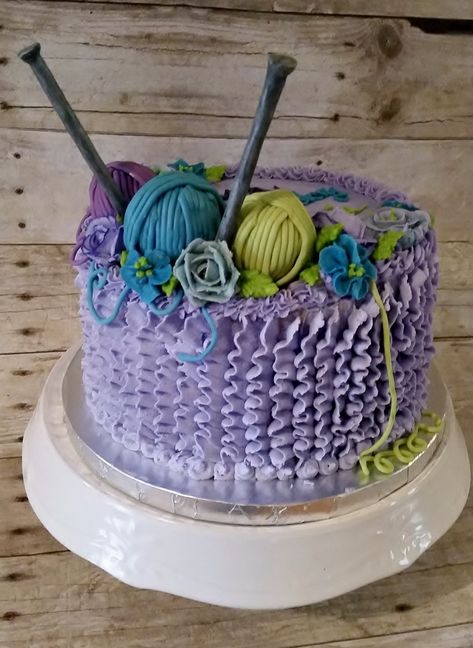 Knitter's Birthday - CakeCentral.com Grandmas Cake, Cake For Grandma, Crochet Birthday Cake, Fondant Birthday Cakes, Knitting Cake, Cake Lego, Hanging Cake, Piano Cake, Cake Design Tutorial