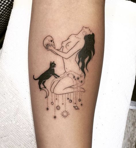 Horoscope Tattoos, Creepy Tattoos, Cute Little Tattoos, Stylist Tattoos, Women's Tattoo, Line Art Tattoos, Top Tattoos, Dainty Tattoos, Dope Tattoos