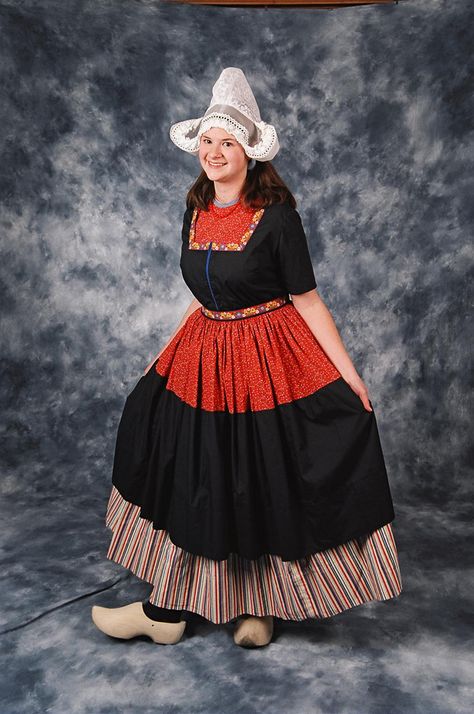 traditional Dutch costume Netherlands Clothes, Dutch Folklore, Dutch Clothing, Fashion Design Jobs, Folklore Fashion, Costumes Around The World, Dutch Women, National Dress, Fashion Design Sketches