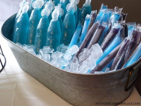 Mermaid & Under the Sea Birthday Party Ideas for Girls Mermaid Pool Party Food Ideas, Under The Sea Party Games Activities, Mermaid Theme Party Food, Mermaid Birthday Party Food Ideas, Ariel Party Favors, Diy Mermaid Birthday Party, Winter Wonderland-party, Mermaid Birthday Party Food, Mermaid Party Food