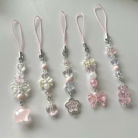 #smallbusiness #packaging #girls #girly #korean #japan #korea #japanese #cute #kawaii #pink #white #aesthetic #ribbon #phonecase #kpop #kdrama #kpopphotocard #bts #enhypen #jewelry #necklace #earrings #wooyoung #wongyoungism #outfit #bracelet #hairclips #keychain #photocardholder Cute Beaded Keychain, Pink Phone Charm, Keychain Aesthetic, Anting Manik, Y2k Star, Pretty Jewelry Necklaces, Phone Straps, Pink Phone, Bracelets Design