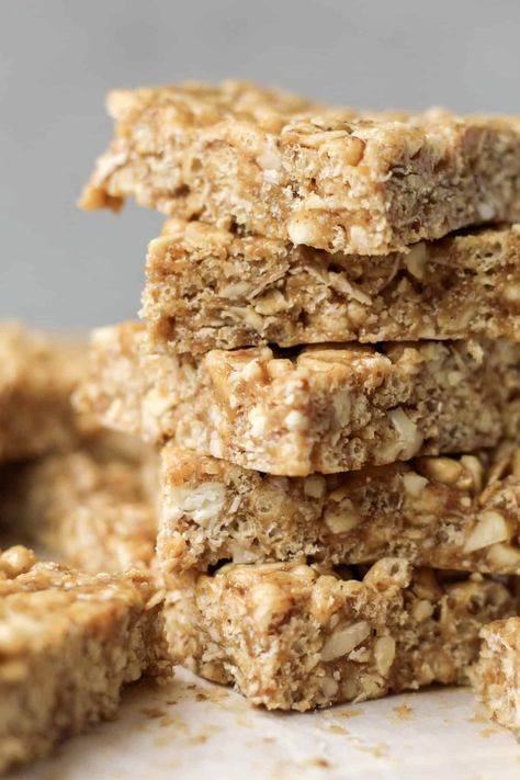 Sugar Free Granola Bars, Sugar Free Cereal, Peanut Butter Cereal Bars, Homemade Rice Krispies, Honey Rice, Rice Crispy Bars, Snack Bar Recipes, Cereal Bars Recipes, Peanut Butter And Honey