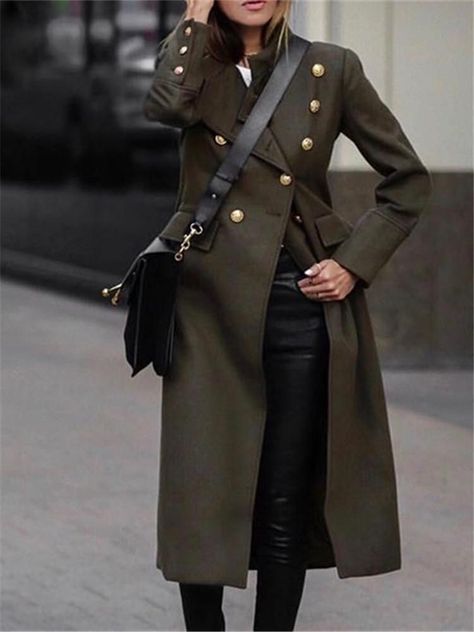 4c22bd444899d3b6047a10b20a2f26db Lolario Style, How To Dress Well, Army Green Coat, Winter Outfit Ideas, Military Coat, Dress Well, Green Coat, Coat Women, Military Style