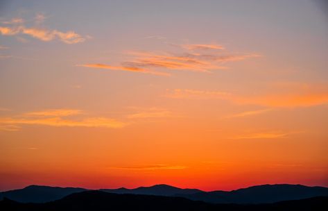 Aesthetic Nature Wallpaper Landscape, Sky Aesthetic Photography, Background Sunset Landscape, Background Photo Landscape, Photozine Ideas, Background For Song, Landscape Aesthetic Background, Sunset Aesthetic Landscape, Aesthetic Landscape Background