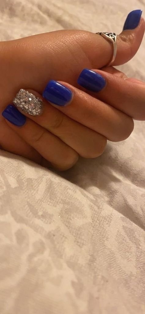 Royal Blue Nails Short, Blue Nails Short, Royal Blue Nails Designs, Sliver Nails, Blue Prom Nails, Blue And Silver Nails, Homecoming Nails Blue, Silver Nail Designs, Blue And White Nails