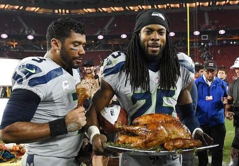 Nfl Thanksgiving, Seahawks Outfits, Thanksgiving Football, Richard Sherman, Seahawks Football, Best Football Team, Hometown Pride, Nfl Football Teams, Sports Boys