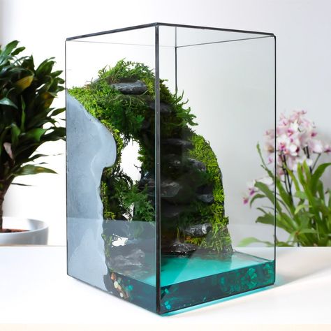 Green Cliff Terrarium Captivating Moss & Resin Seascape Maintenance-free Handmade - Etsy Resin Seascape, Terrarium, Green