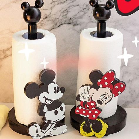 Mickey Kitchen Ideas, Lazy Cartoon, Mickey And Minnie Kitchen, Minnie Mouse Kitchen, Mickey Birthday Cakes, Mickey Kitchen, Mickey Mouse Kitchen, Kitchen Wares, Apartment Decorating On A Budget