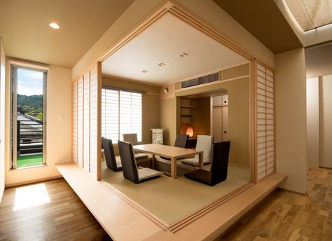 13 Tatami room Design Ideas Small Tatami Room, Tatami Room Modern, Japanese Interior Design Small Spaces, Japan House Interior, Japanese Tatami Room, Japanese Style Interior, Living Room Japanese Style, Japanese Tatami, Modern Japanese Interior