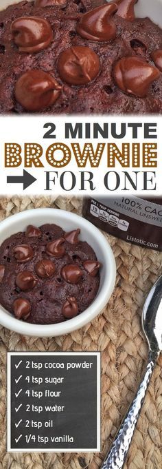 Easy Microwave Desserts, Microwave Mug Recipes, Dessert In A Mug, Microwave Dessert, Weight Watcher Desserts, Easy Mug Cake, Easy Brownie, Recipe For One, Cheesecake Vegan