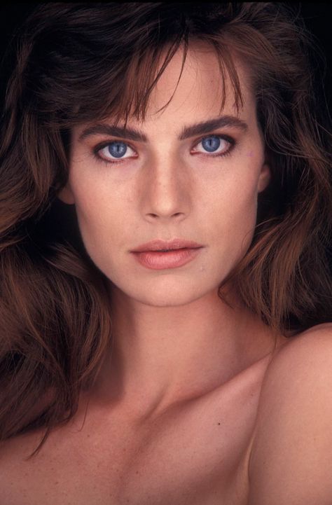 Terry Farrell.  Star Trek Terry Farrell Actress, Terry Farrell, Star Trek Ds9, Star Trek Universe, Movie Photo, Women In History, Celebrities Female, Star Trek, Blue Eyes