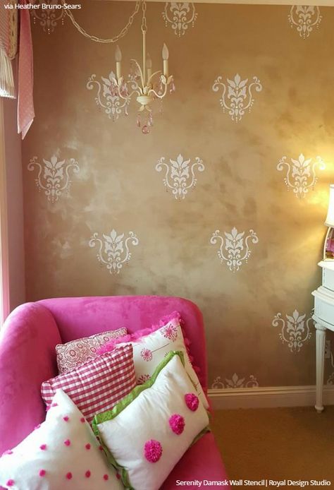 Trendy Designer Interiors that Use Modern Wall Stencils from Royal Design Studio Wall Texture Design Bedrooms, Geometric Wall Stencil, Damask Wall Stencils, Modern Wall Stencil, Wall Stencil Designs, Damask Wall, Royal Design Studio Stencil, Wall Stencil Patterns, Wall Texture Design