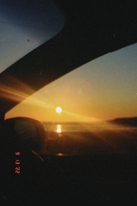 retro, sunset, vintage, film camera 35mm, 80s vibes, 90s vibes, vintage love, retro love, golden aesthetic, golden harry styles, pretty skies, polaroid camera, blurry photo, film sunset, sunset polaroid, aesthetic car window, late night vibes, sunset drives, driving aesthetic, sun, summer drives, fall driving, autumn drives, autumninal vibes, fall/autumn aesthetic 80s Camera Aesthetic, Polaroid Aesthetic Vintage, Harry Styles Pretty, Sunset Polaroid, Yandex Music, Driving Aesthetic, Fall Autumn Aesthetic, Golden Aesthetic, Polaroid Aesthetic