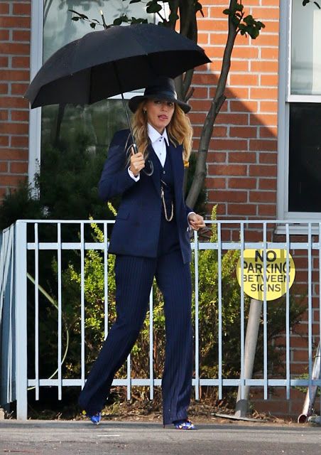 Lemon GreenTea: A Simple Favor: Best Looks from Blake Lively and A... A Simple Favor Outfits, Blake Lively Outfits, A Simple Favor, Mode Gossip Girl, Simple Favor, Blake Lively Style, Looks Pinterest, Serena Van Der Woodsen, Anna Kendrick