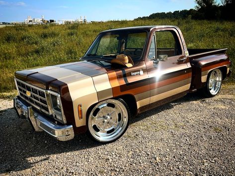 “Grizzly Adams” 🐻 FOR SALE! Solid 1979 w/ 454 Big Block. Beautiful Painted on Metallic Stripe Package, 22” Salt Flat Wheels, Belltech Suspension, New Cold AC and New Custom Interior! Available Now FOR SALE! FINANCING AVAILABLE with Just 10% Down! (w/ Qualifying Credit) ~FREE Delivery Included! ~We Handle it All! Call/Text: 606-776-2886 Email: HotRodDirty@yahoo.com SHOP: www.TraditionalHotRod.com #squarebody #c10 #squarebodyc10 #slammed #hotroddirty #roundeye #chevrolet #1979 #re... 454 Big Block, Salt Flat, Custom Cars Paint, Lowered Trucks, C10 Chevy Truck, Custom Pickup Trucks, Custom Chevy Trucks, Chevy Pickup Trucks, Custom Interior