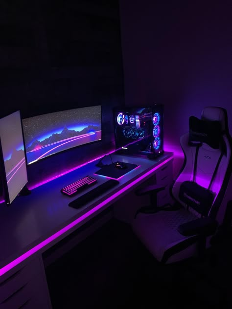 Gaming Set Ups, Gaming Setup Ideas, Gaming Desk Setup, Best Gaming Setup, Gaming Room Ideas, Computer Gaming Room, Computer Desk Setup, Gaming Rooms, Streaming Setup