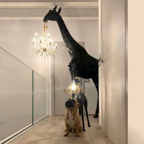 Giraffes Statues, Indoor Floor Lamps, Floor Lamp Styles, Metal Light Fixture, Animal Sculpture, Italian Art, Metal Lighting, Decoration Christmas, Animal Sculptures