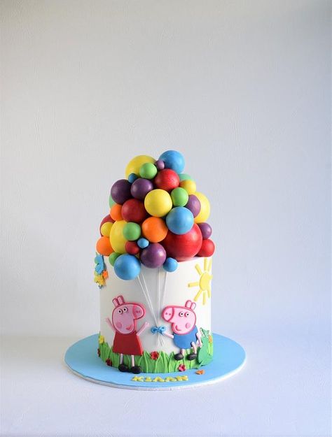 Tortas Peppa Pig, George Pig Cake, George Pig Birthday Party, 2nd Birthday Cake Boy, Frozen Castle Cake, Peppa Pig And George, Peppa Pig Birthday Cake, Cake Designs For Kids