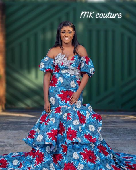 Chilanga mulilo dress Chilanga Mulilo Outfits For Friends, Chilanga Mulilo Outfits, Chilanga Mulilo Dresses, Chilanga Mulilo, Long African Dresses, African Traditions, African Wedding Dress, African Dresses, Beauty Queen