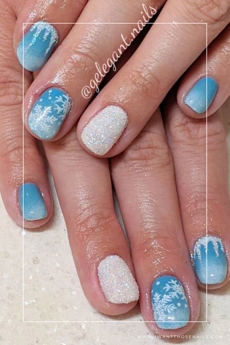 frozen nails aesthetic Elsa Nails Frozen, Elegant Disney Nails, Frozen Inspired Nails, Frozen Nail Designs, Elsa Nails, Olaf Nails, Disney Frozen Nails, Frozen Nail Art, White Winter Nails