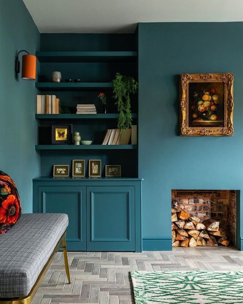 Colors For Walls, Teal Walls, Room Paint Colors, Elegant Colors, Blue Rooms, Contemporary Home Decor, Chandelier In Living Room, New Living Room, Front Room