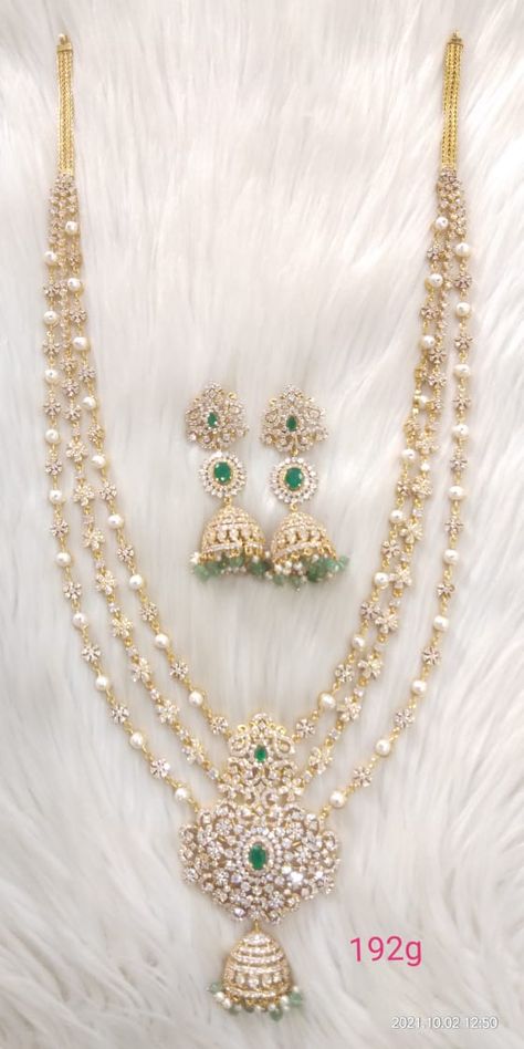 White Stone Necklace Indian Gold, Pearl Haram, Simple Diamond Jewelry, Necklace Set Indian Bridal Jewelry, Pearl Jewelery, Fashion Jewelry Necklaces Gold, Temple Jewellery Earrings, Stone Jewellery Designs, Wedding Jewelry Sets Bridal Jewellery