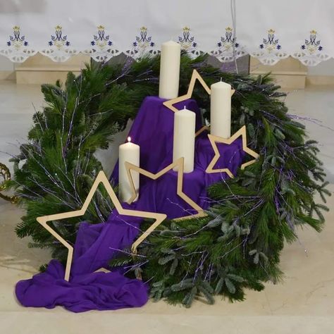 Church Advent Decorations, Advent Decorations For Church, Advent Church Decorations, St Patricks Decorations, Christian Christmas Decorations, Advent Decorations, Church Christmas Decorations, Church Altar Decorations, Pallet Christmas