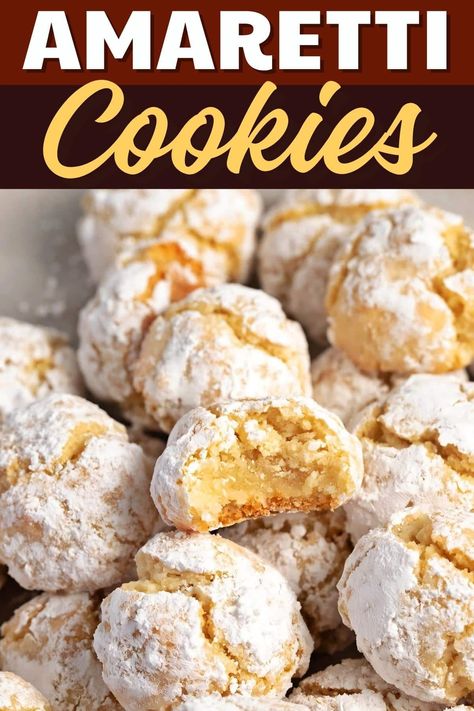 Brazilian Cookies, Amaretti Cookies Recipe, Almond Cookie Recipe, Amaretti Cookie Recipe, Newest Recipes, Italian Butter Cookies, Italian Almond Cookies, Cookie Corner, Chocolate Cobbler