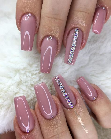 Dusty Pink Nails Design Wedding, Dusty Pink Nail Designs, Dusty Rose Nails Acrylic, Dusty Pink Nails Design, Dusty Rose Nails, Dusty Pink Nails, Pink Wedding Nails, Fall Acrylic, Dump Cakes