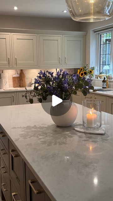 White Worktop Kitchen, Skimming Stone Kitchen, Symphony Kitchen, Ca Pietra, White Worktop, Skimming Stone, Oak Door, Kitchen Details, Shaker Style Doors