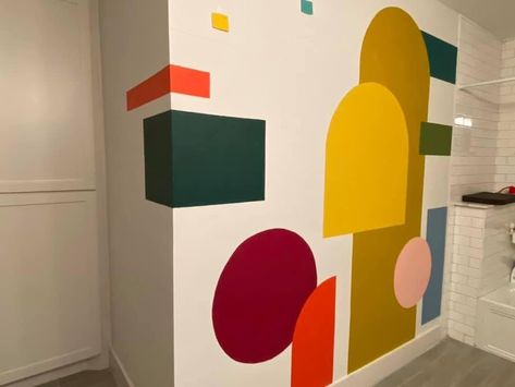 Diy Wall Mural, Rainbow Playroom, Wall Murals Diy, Sensory Wall, Creative Wall Painting, Kids Room Murals, Painted Stairs, Geometric Painting, Kids Room Art