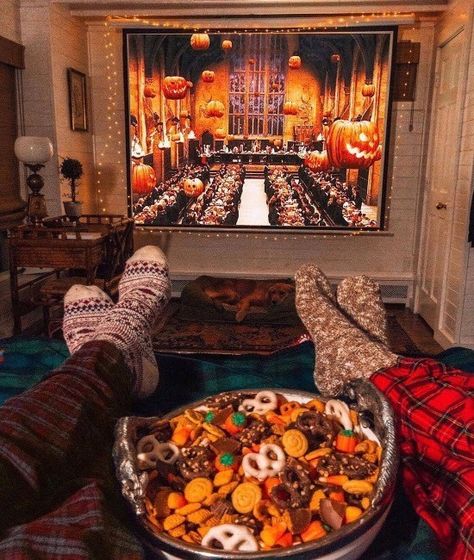 10 Best Fall Activities You’ll Want To Try Pyjamas Party, Halloween Movie Night, Casa Halloween, Fall Bucket List, Halloween Tags, Fall Decoration, Halloween Snacks, Fall Feels, Halloween Movies