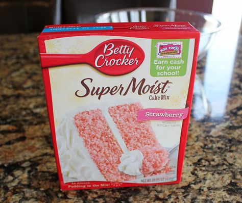 Valentine’s Day Strawberries and Cream Puppy Chow Betty Crocker Strawberry Cake Mix Ideas, Betty Crocker Strawberry Cake, Betty Crocker Cake Mix Cookies, Betty Crocker Meatloaf Recipe, Betty Crocker Carrot Cake, Betty Crocker Cake Mix Recipes, Betty Crocker Peanut Butter Cookies, Vanilla Cake Mix Recipes, Strawberry Cake Mix Recipes