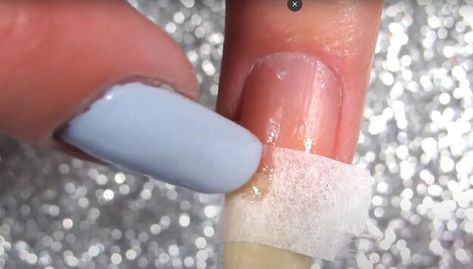 Fix A Cracked Nail, Ripped Nail Bed Repair, Nail Break Repair, Cracked Nail Repair, How To Fix A Split Nail, Fix Broken Nail Diy, How To Fix A Cracked Nail, Broken Nail Repair, Fixing Broken Nail