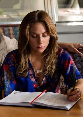 Lady Gaga A Star Is Born  Ally Lady Gaga Star Is Born, Lady Gaga Natural, Joanne Lady Gaga, Lady Gaga Hair, Stefani Germanotta, Lady Gaga Photos, Lady Gaga Pictures, Double Necklace, Bradley Cooper