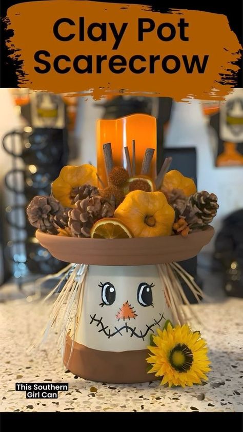 Scarecrow Terra Cotta Pot Crafts, Terra Cotta Pot Fall Crafts, Terracotta Pot Scarecrow Craft, Clay Pot Scarecrow Fall, Decorating For Fall Outside, November Diy Crafts, Halloween Diy Crafts Projects, Clay Pot Scarecrow, Fall Season Crafts