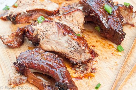 These Gluten Free Sticky Asian Ribs are easy to make with just a few minutes of prep. Just as good (if not better) than any restaurant ribs! Gluten Free Ribs, Sticky Asian Ribs, Asian Ribs Recipe, Pork Ribs In The Oven, Asian Ribs, Ribs In The Oven, Boneless Pork Ribs, Loaded Nachos, Crockpot Roast