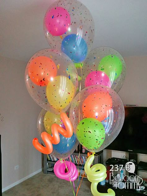 Tulle Balloons, Glow In Dark Party, Neon Birthday Party, Deco Ballon, Glow Birthday Party, Pastel Cupcakes, 90s Theme Party, Slime Party, Glow In The Dark Party